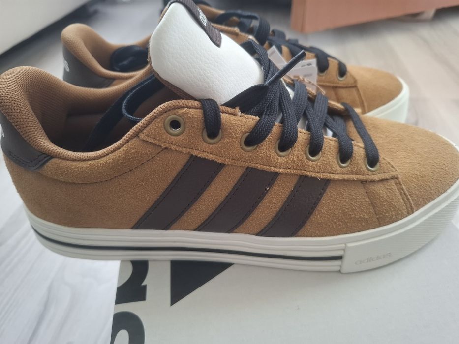 Încălțăminte sport Adidas mărimea 40 1/2