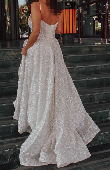 Rochie de mireasă superbă