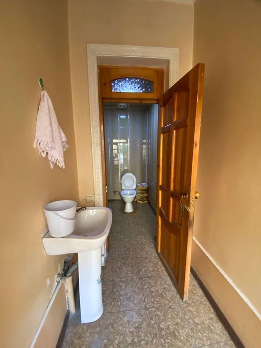 Дом участка Шайхантахур Комолон махалла