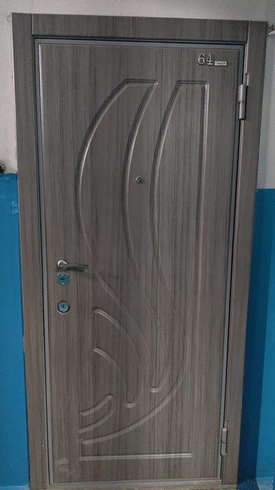 Продам дверь браузер