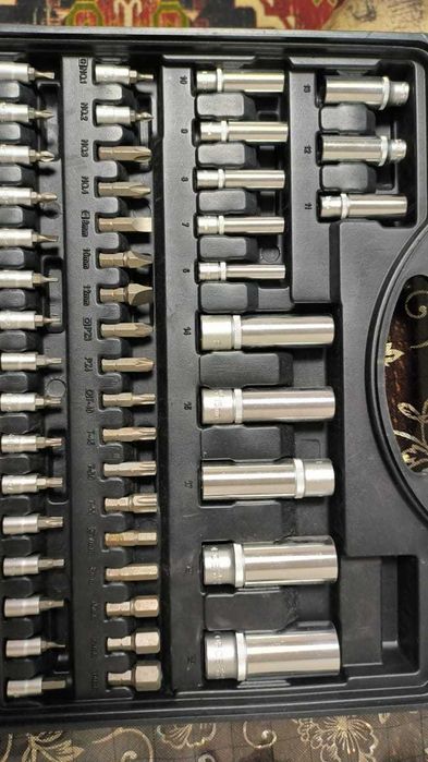 Набор инструментов FORCE 94 (4941R-5)