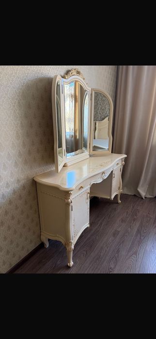 Мебельный гарнитур