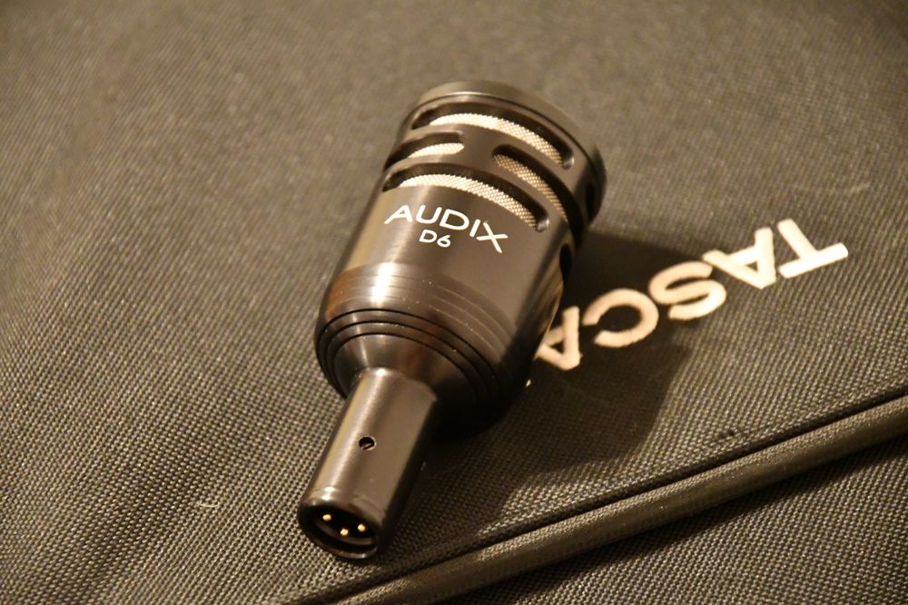 Microfon percutie AUDIX D6