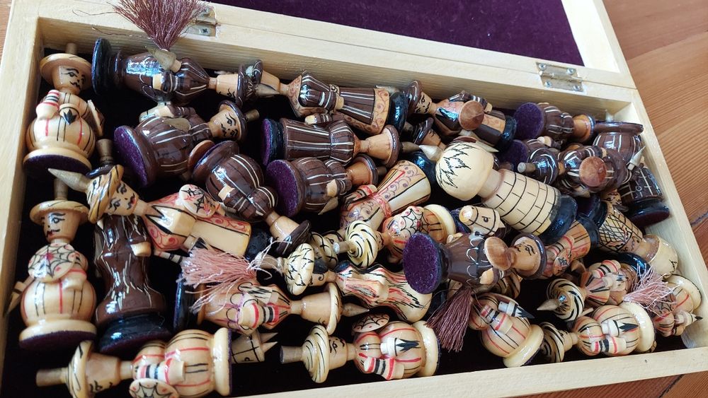 Продаются новые шахматы ручной работы из Самарканда.