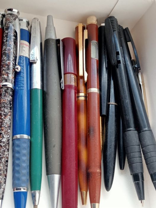 Stilouri,pixuri și creioane