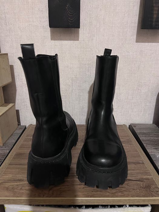 Ботинки кожаные женские , 39 размер