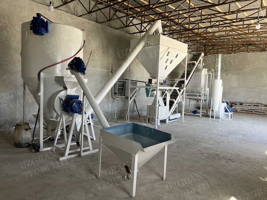 Дробилка мешалка  drabilka mishalka drobilka зернодробилка линия для