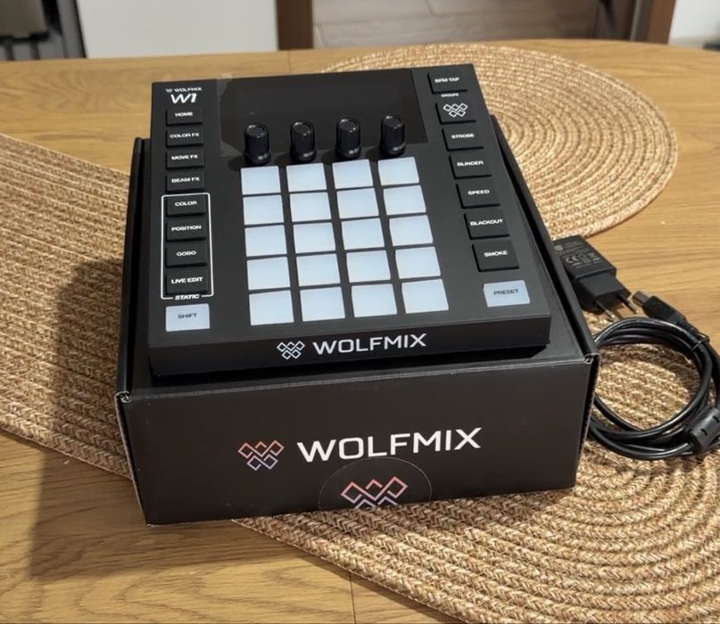 Consola lumini Wolfmix
