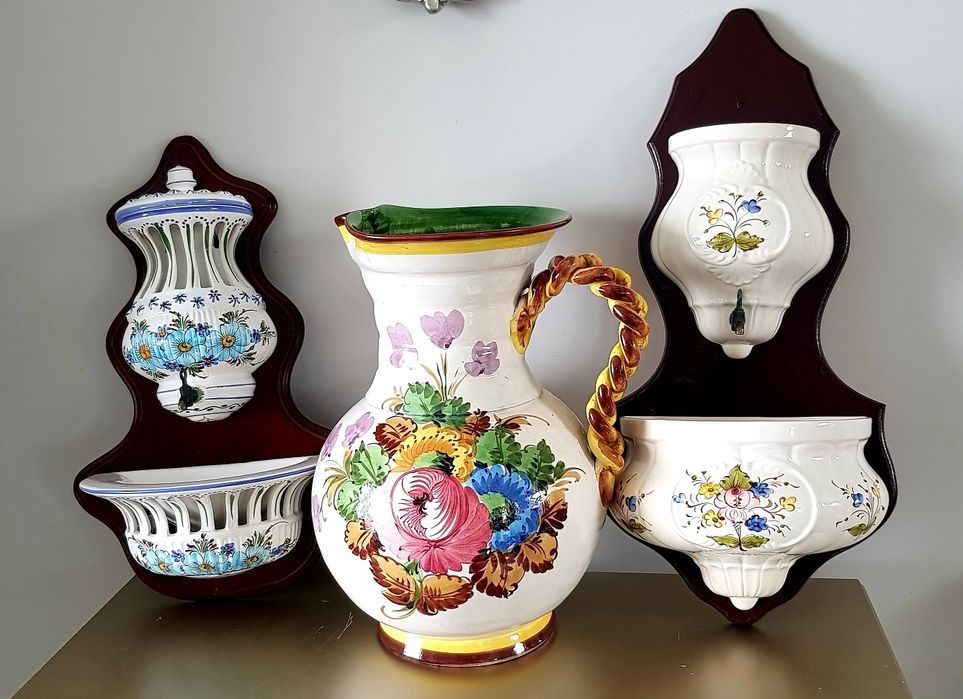Vas vechi din ceramică italiană glazurata