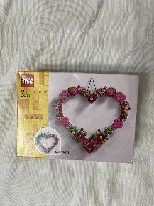 Конструктор LEGO Цветочное Сердце Iconic 40638