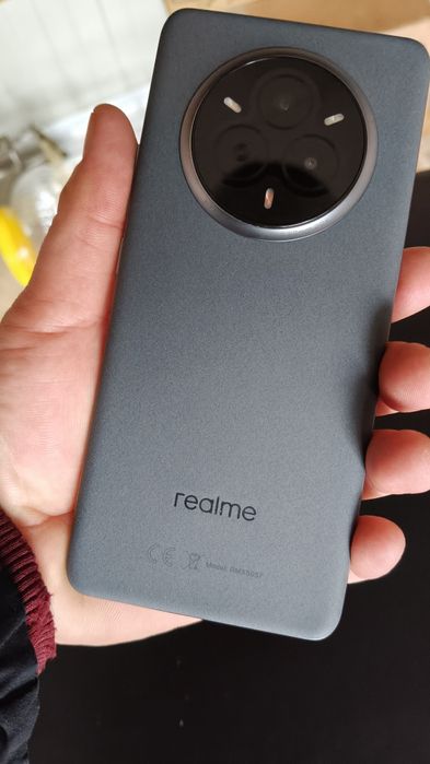 Realme 14 pro, impecabil