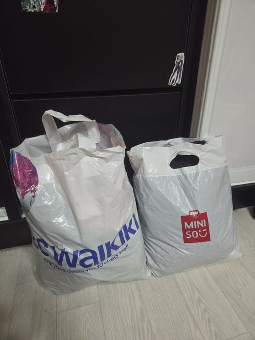 Срочно продам женские вещи!
