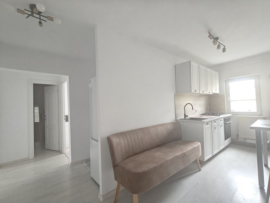 PF inchiriez apartament 2 camere zona  Garii