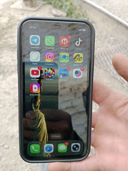 iPhone 11 Black