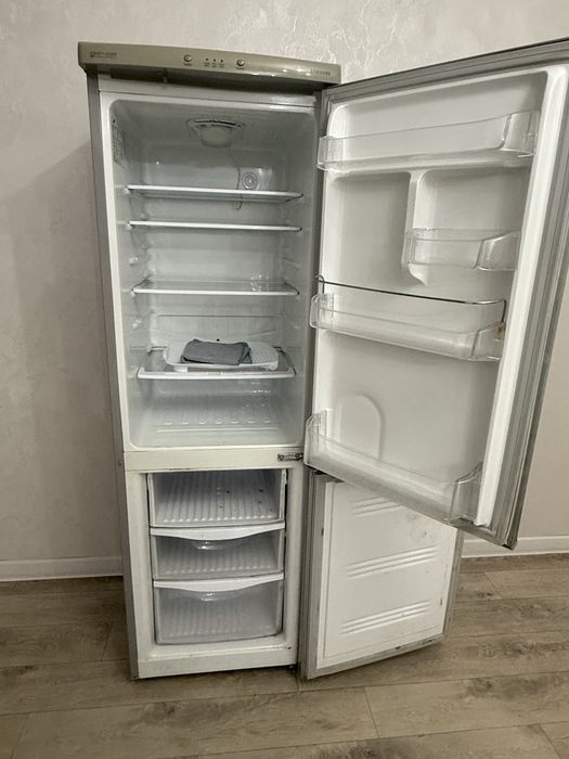 Продам холодильник