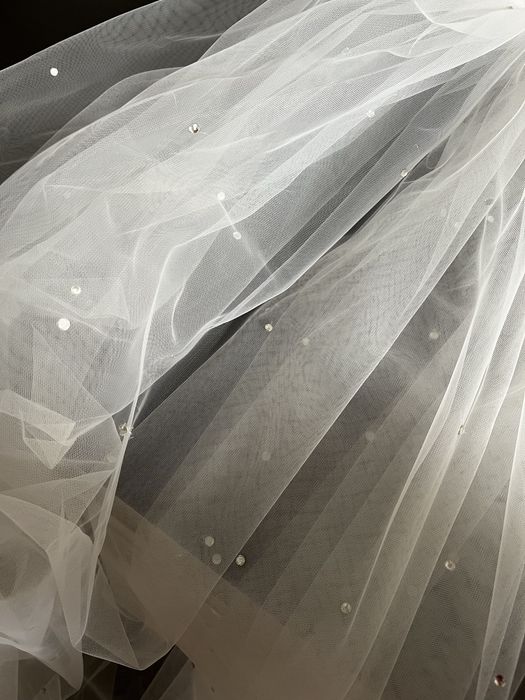 Voal mireasa lung ca nou