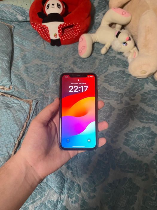 Айфон 11 64гб в хорошем состояний