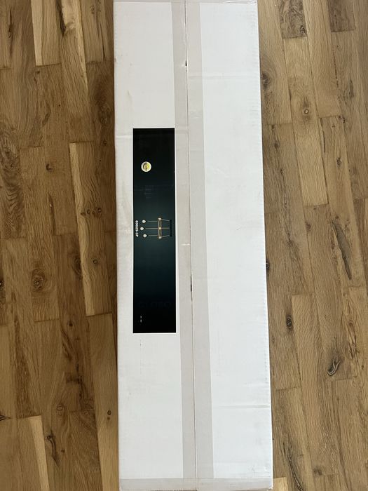 Продаваме чисто нов арт пендел/полилей