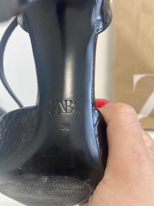 vand pantofi purtati o singura data