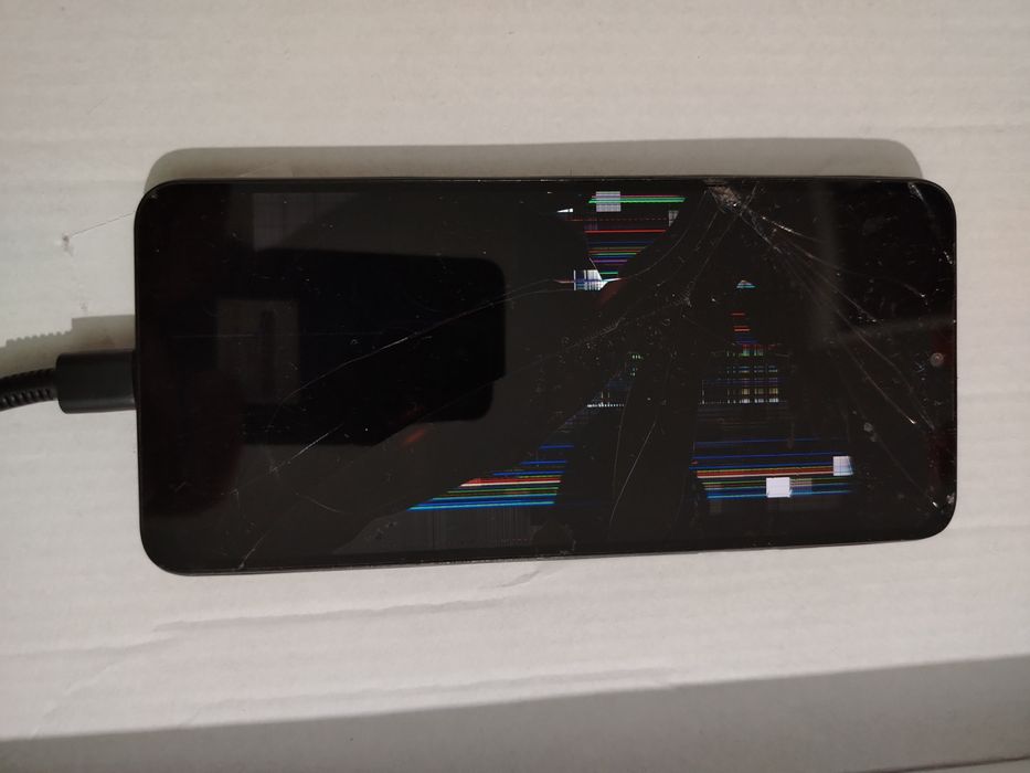 iHunt S25 Ultra cu display-ul spart. Pentru piese