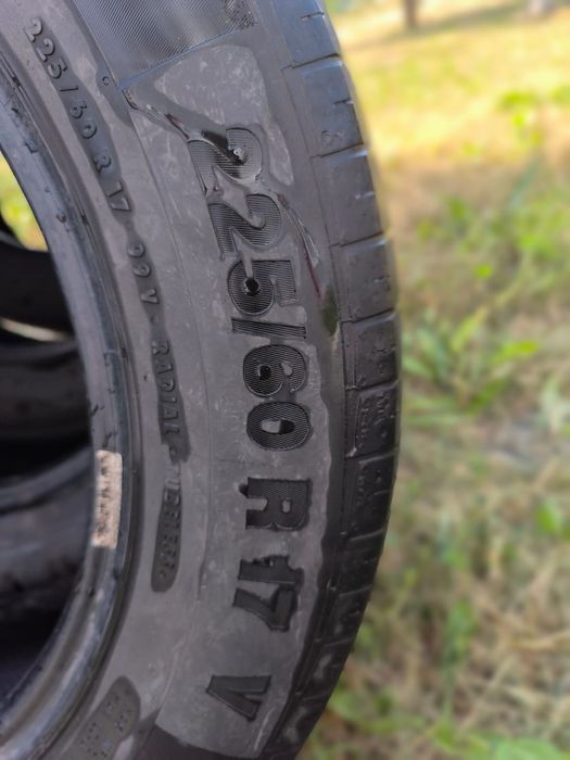 Шины, 225/60/17R Continental