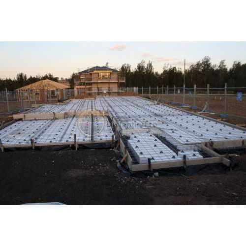 Distantier armaturi pentru folie sau polistiren