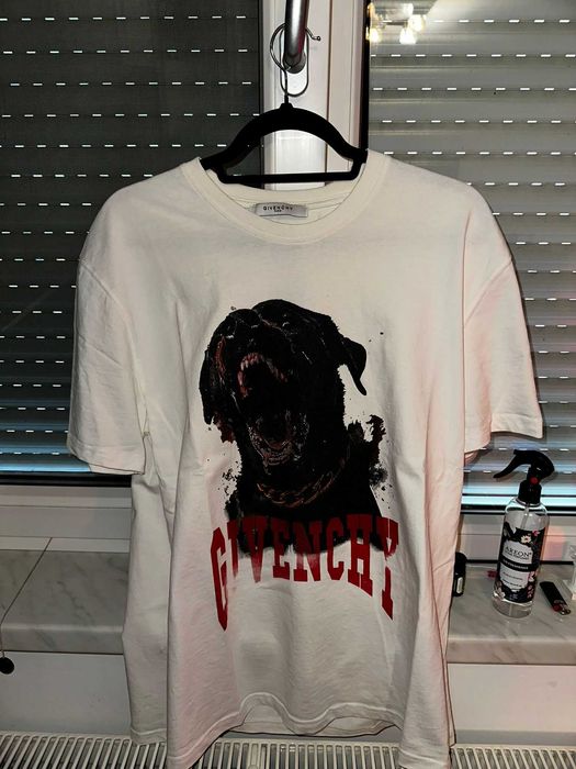 Tricou Givenchy , marimea XL fit L.