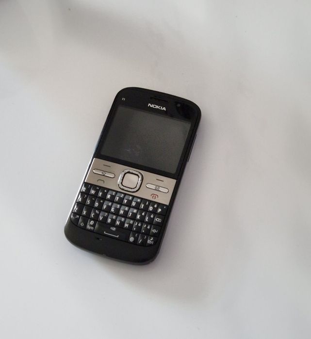 Telefon Nokia cu touchscreen