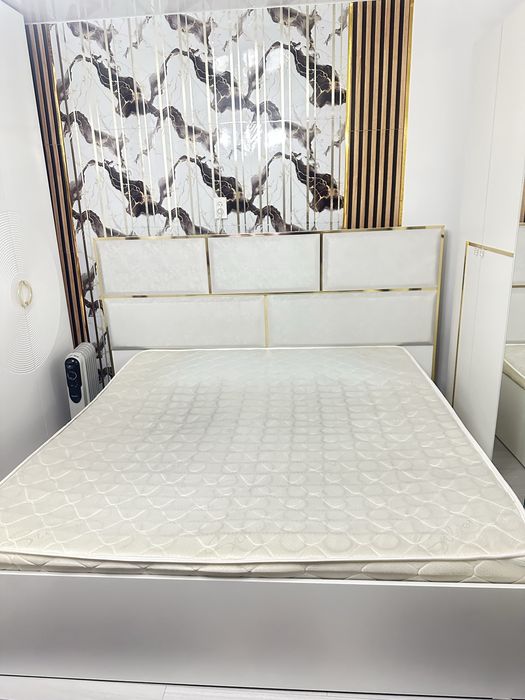 Продам кровать двуспальную