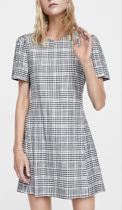 Vand rochie Zara  ca noua marimea XS
