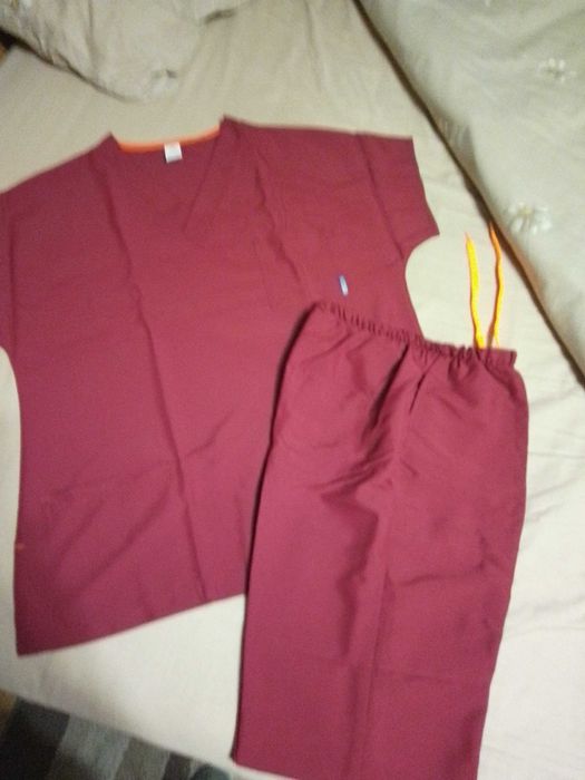 Нова медицинска туника с панталон