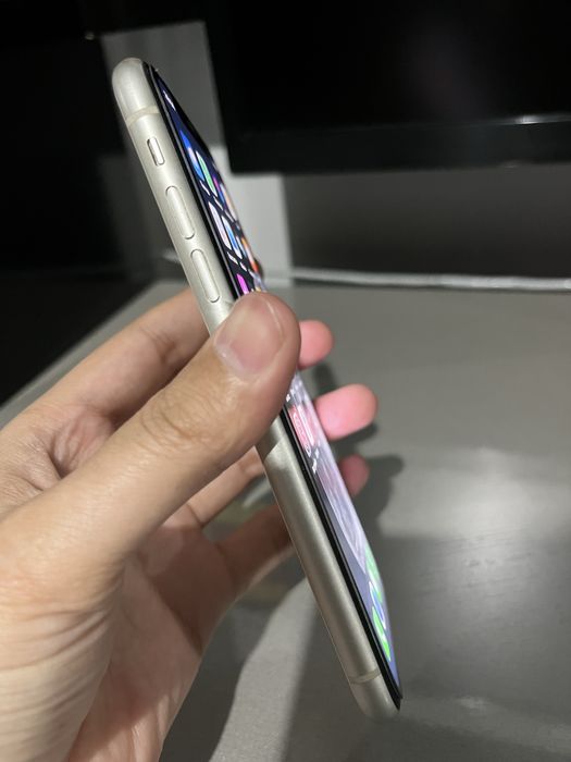 Айфон 11 сатылады 64 гб