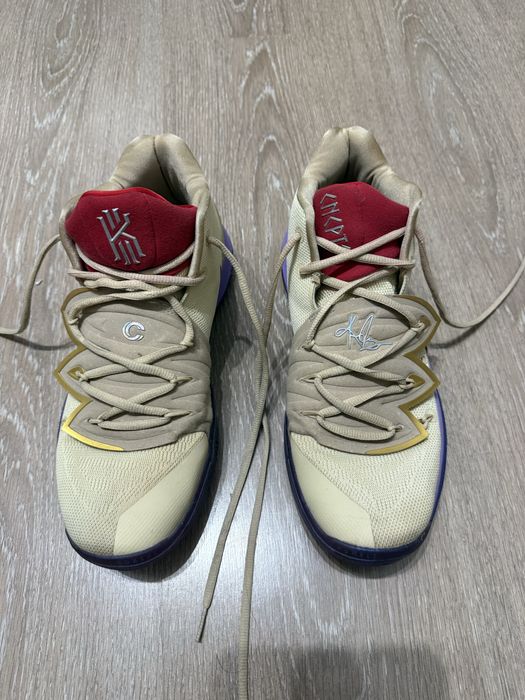 продам баскетбольные кроссовки