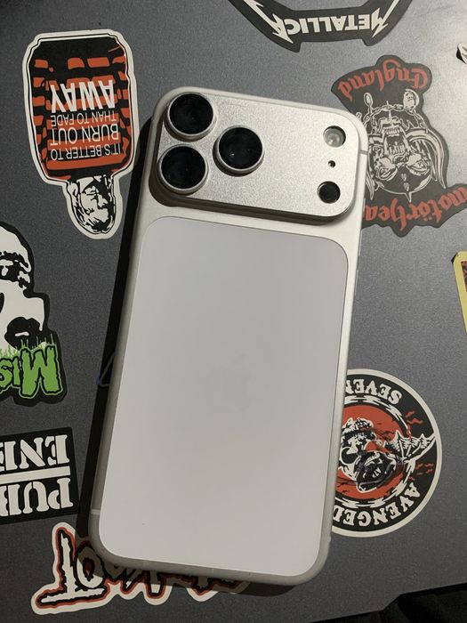 Iphone 17 pro max, akb - 100%, Коробка и документы на месте