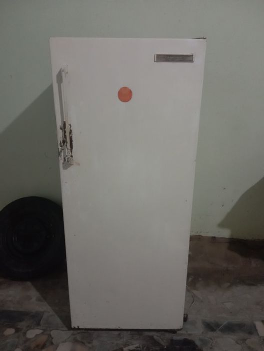 Холодильник сатылады