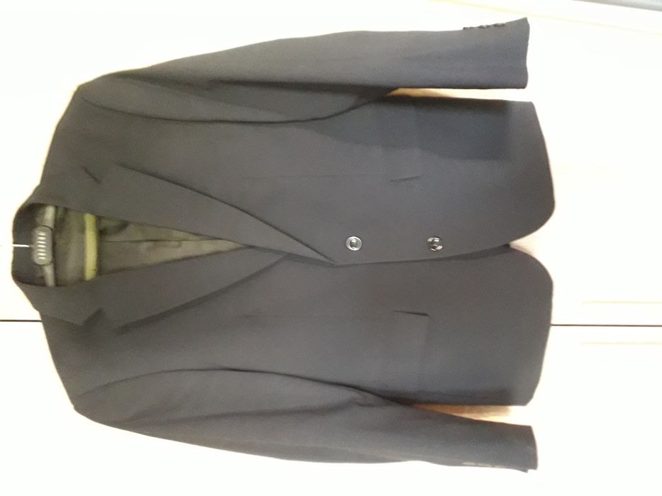 Мъжки костюм универсален