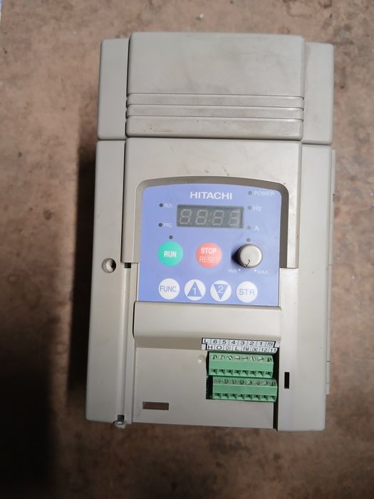 Convertizor frecventa alimentare monofazica