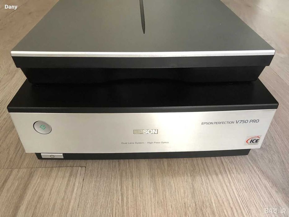 Epson Perfection V750 Pro