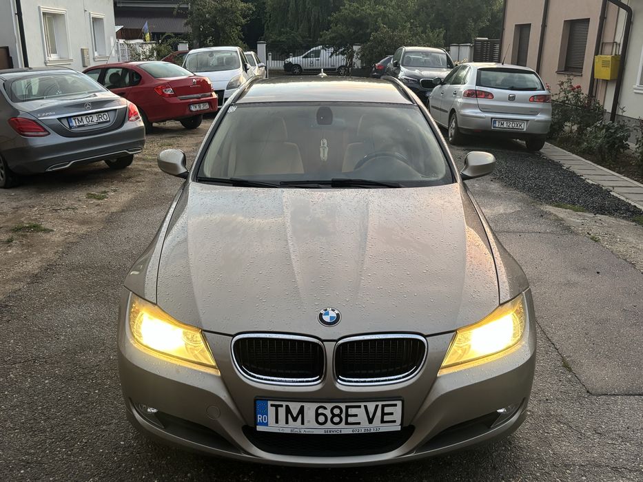BMW 3 Series 2011