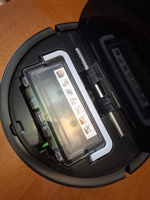 Робот прахосмукачка ROWENTA EXPLORER serie 120 AI