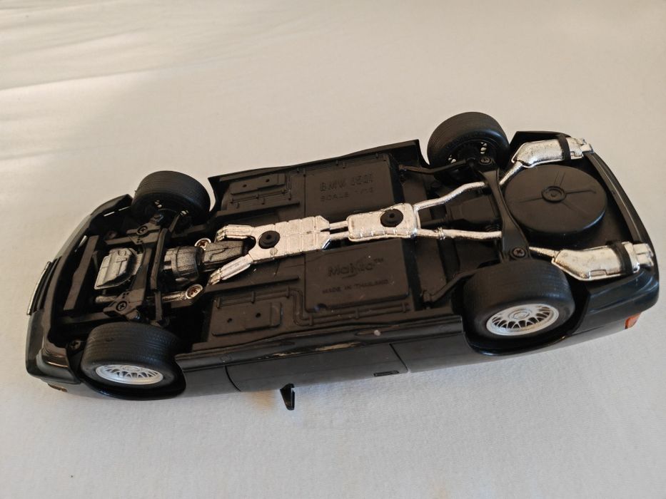 Macheta BMW 850i Maisto 1/18