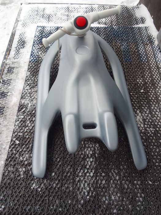 Снегокаты две штуки