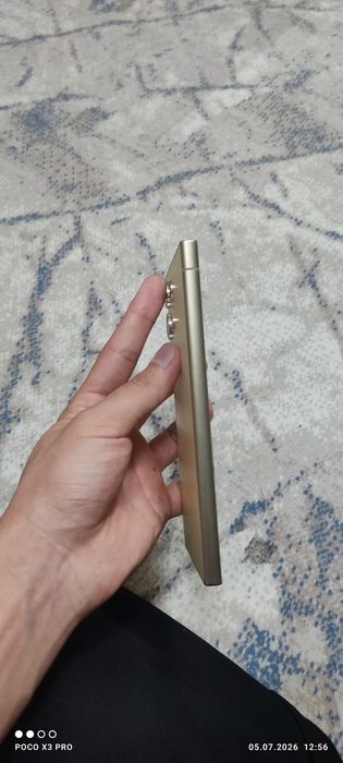 Samsung s24 ultra gold