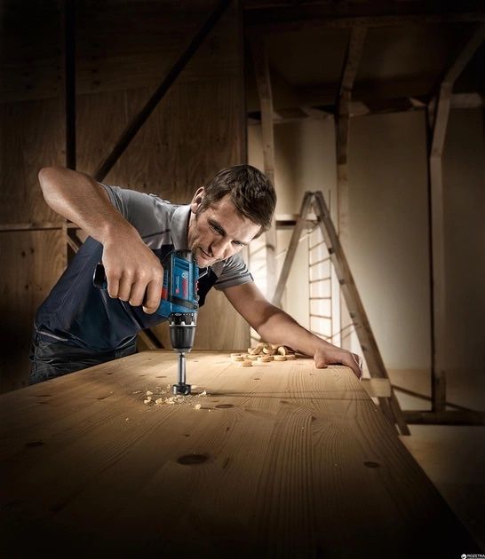 Бесщеточный аккумуляторный шуруповерт - дрель BOSCH GSR 12V-30 pro