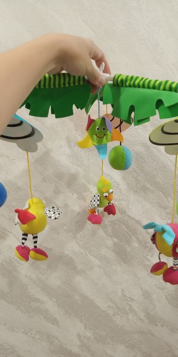 Мобиль в кроватку