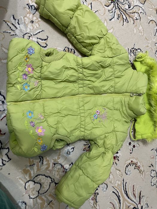 Куртка осень- весна для девочек на 3-5 лет