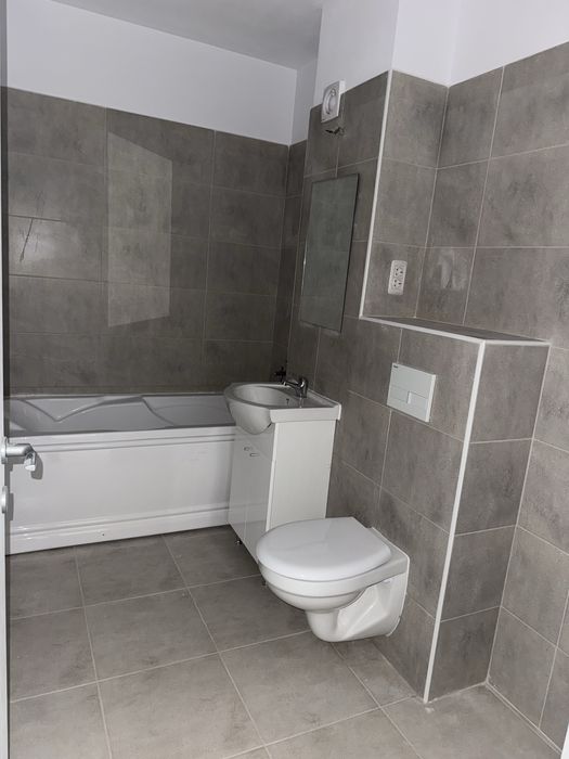 Vand studio Subcetate (loc parcare inclus)