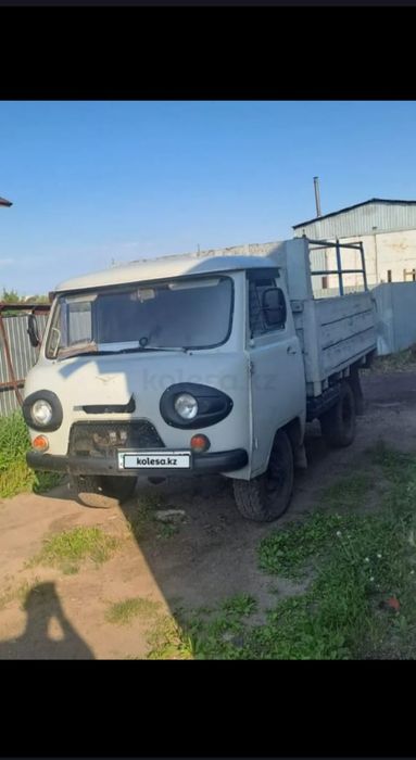 В продаже уаз 3303
