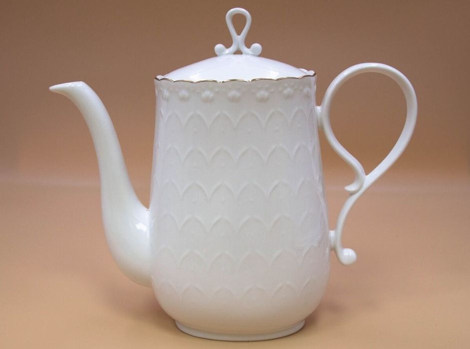 Костен порцелан Ралица