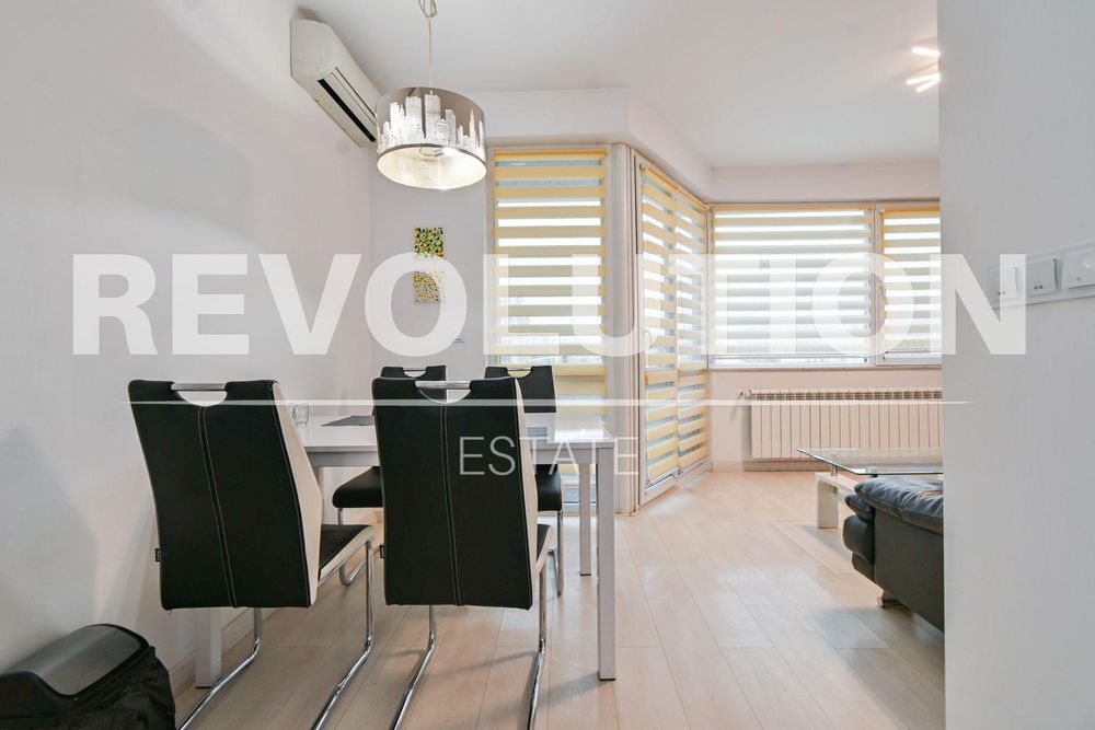 Дава се под наем Тристаен апартамент в София, Студентски град - 80 кв.м за 847.62 € - Снимка #3